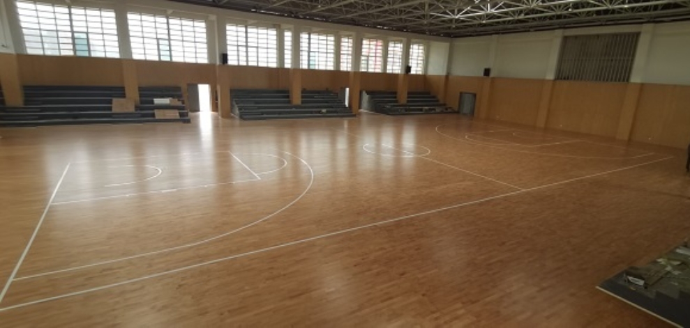 体育馆运动木地板翻新