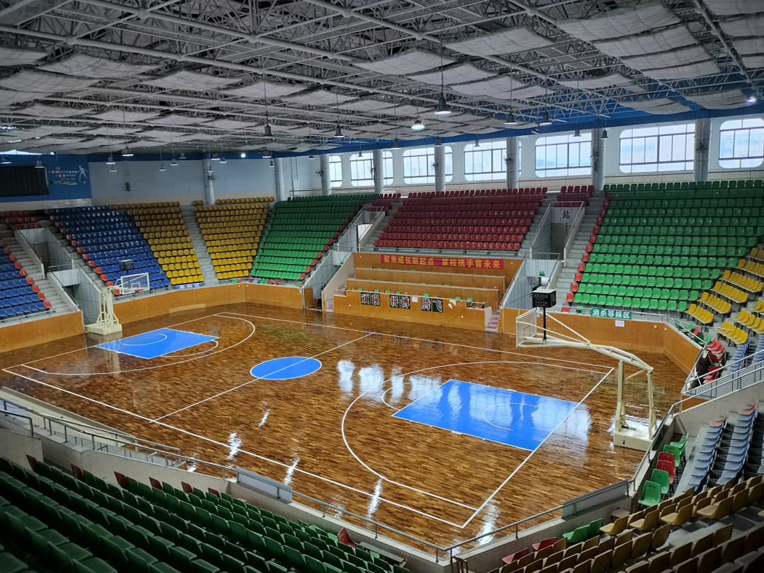 职业俱乐部篮球馆运动木地板翻新升级