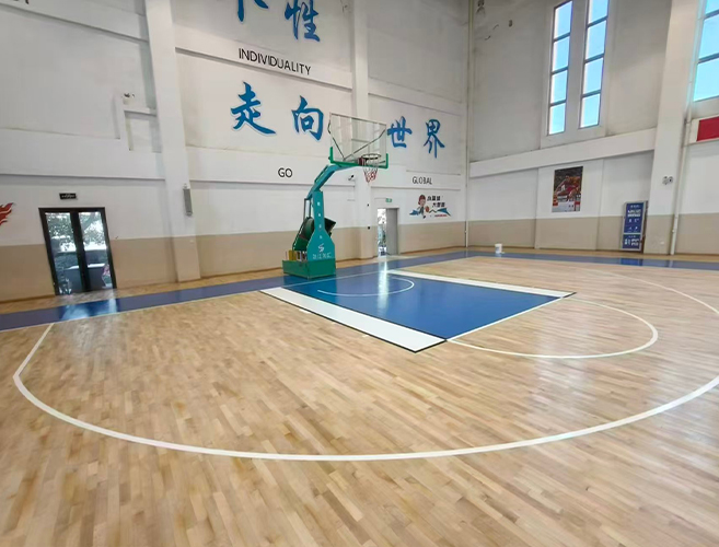 企业员工篮球馆运动木地板翻新——从仓库到现代化球馆的蜕变