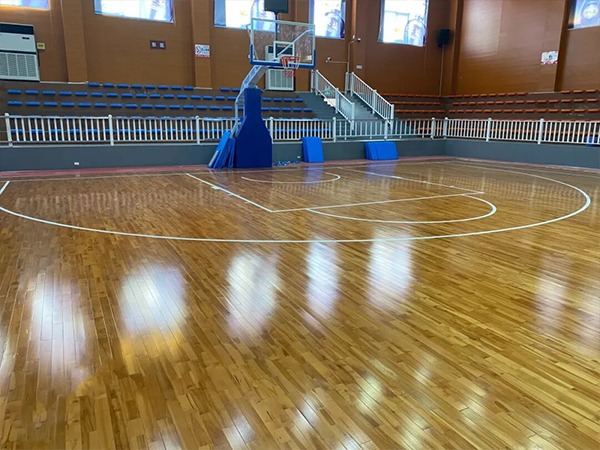 运动木地板翻新价格：看懂成本构成，选对高性价比焕新方案