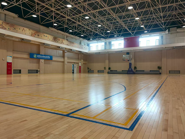 篮球馆木地板