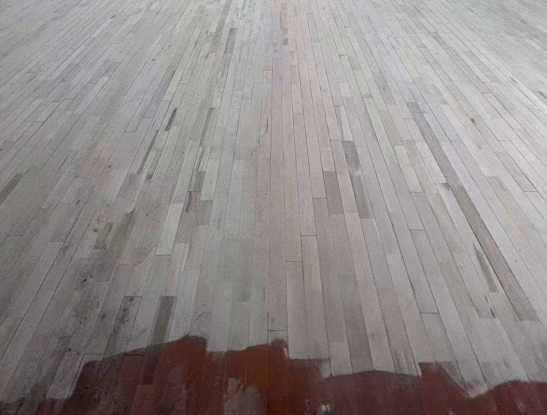 篮球馆木地板翻新