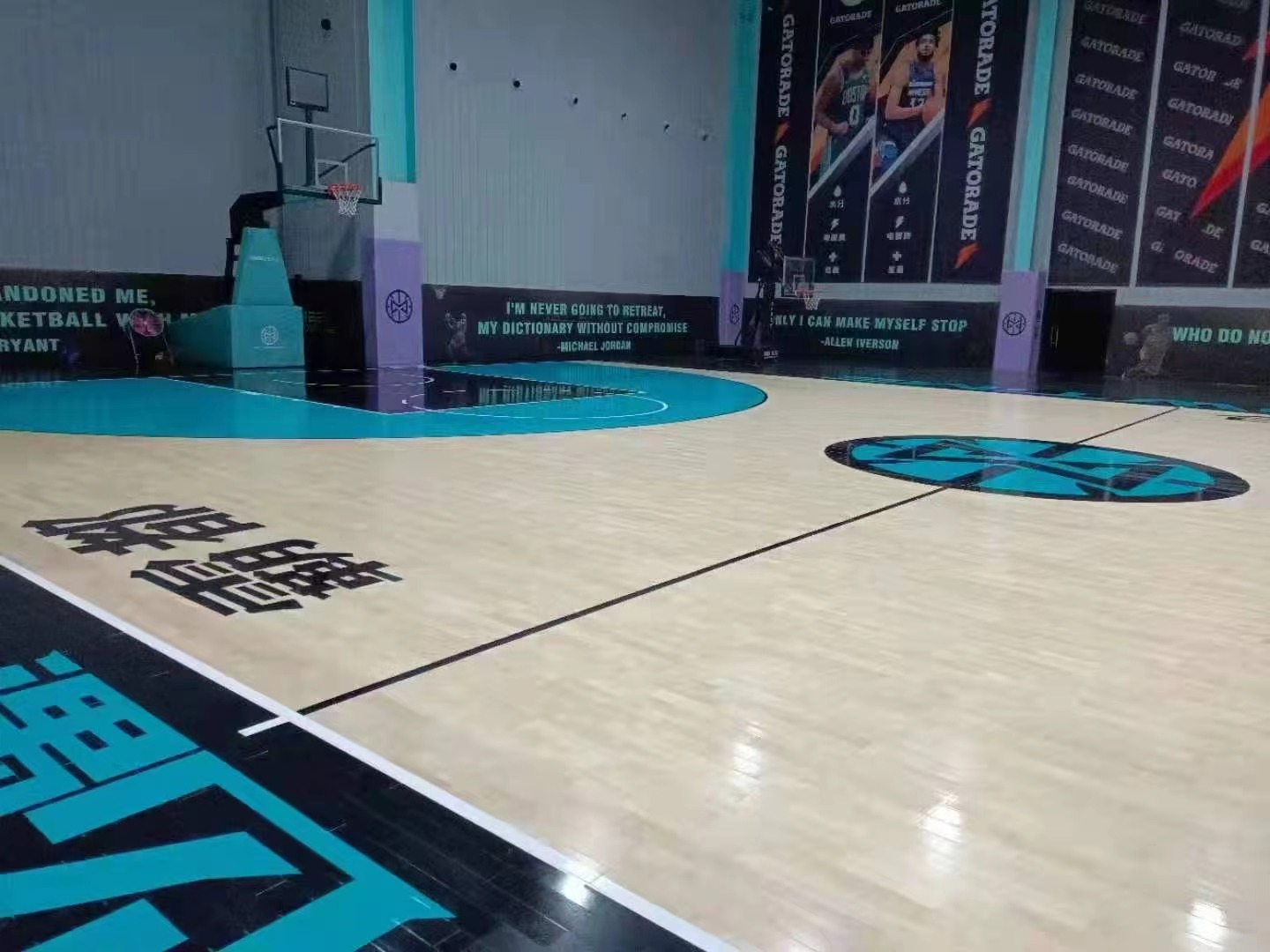 篮球馆木地板修补