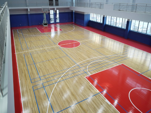 篮球馆木地板翻新价格怎么定？理清要素，轻松把控场馆改造预算