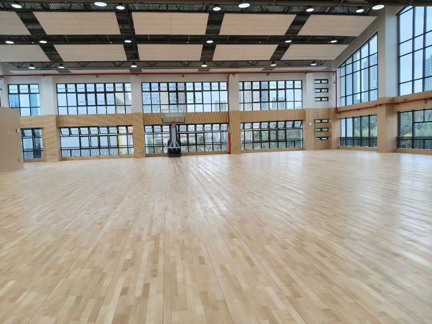 篮球馆运动木地板打磨翻新