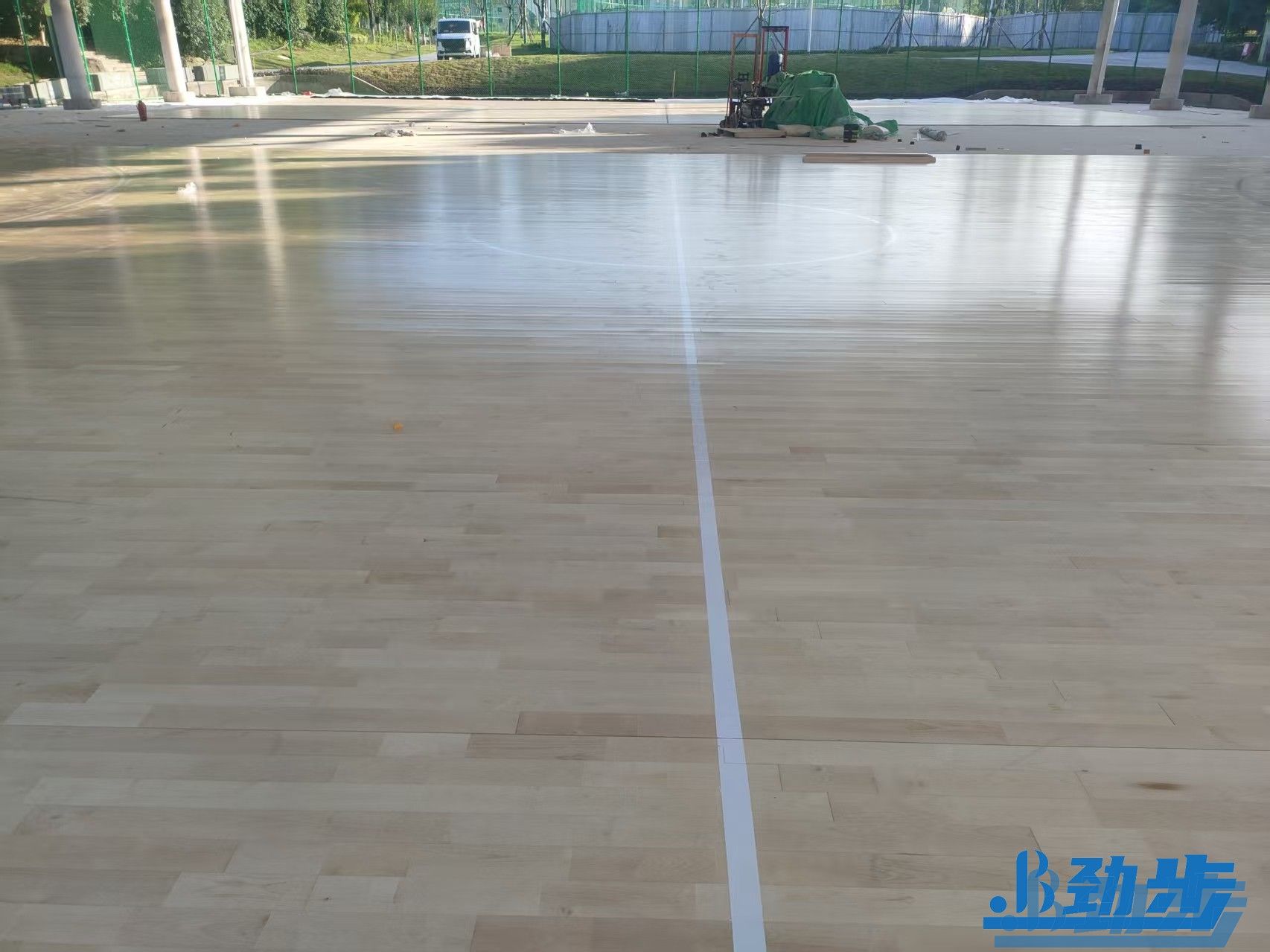 篮球馆木地板翻新