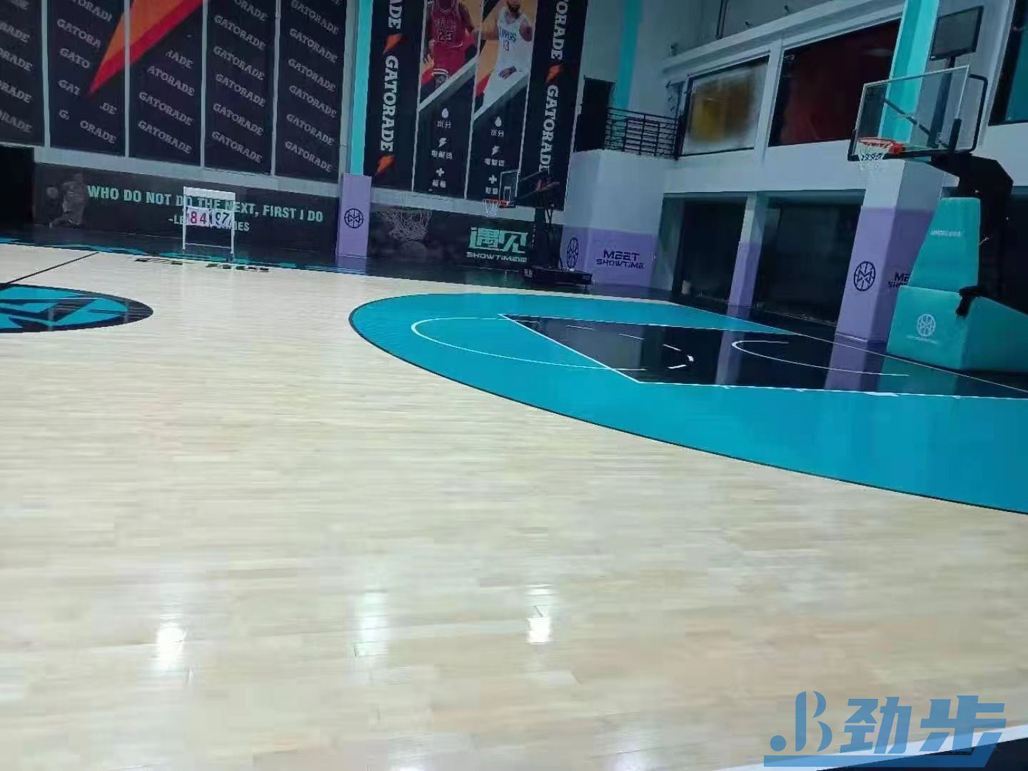篮球馆地板维护费用多少