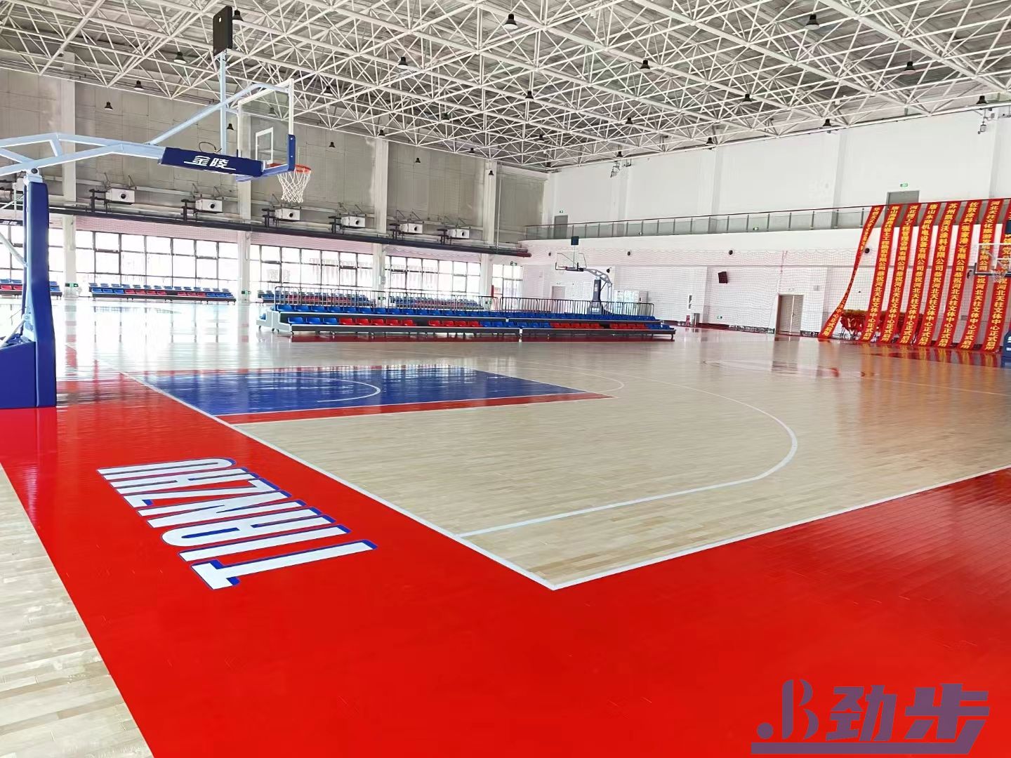 运动地板翻新多少钱