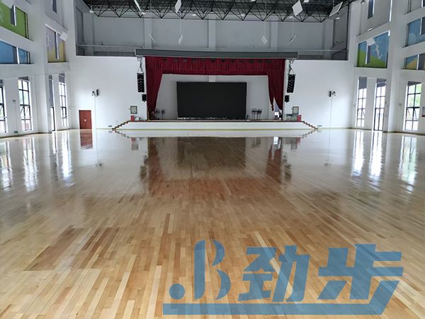 运动地板翻新多少钱？别只盯报价，品质才是核心