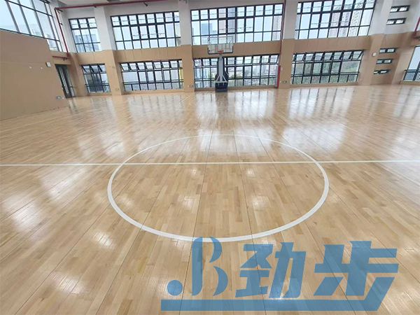 运动木地板打磨翻新