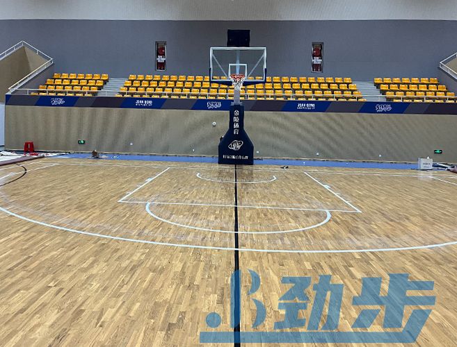 篮球馆木地板翻新多少钱
