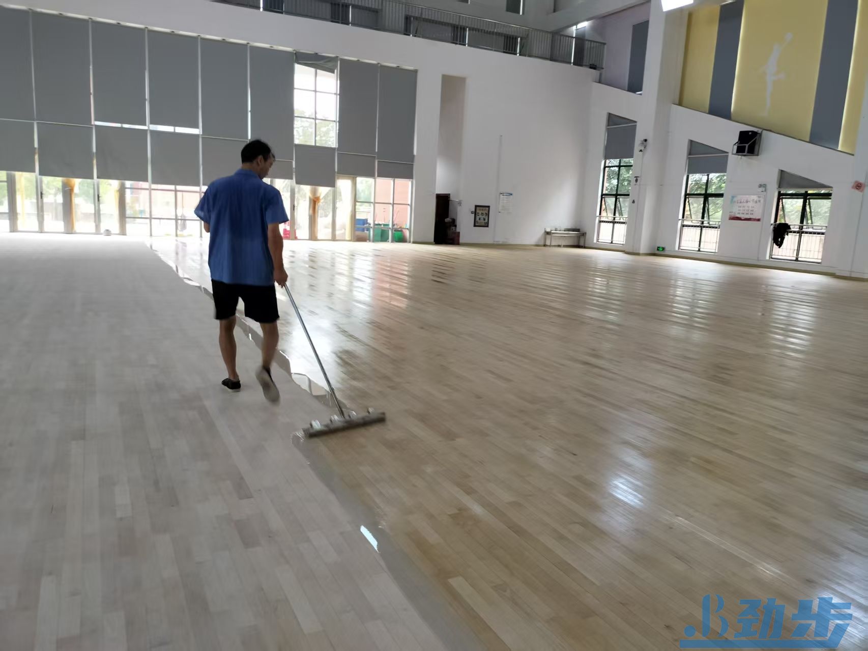 篮球地板打磨修复